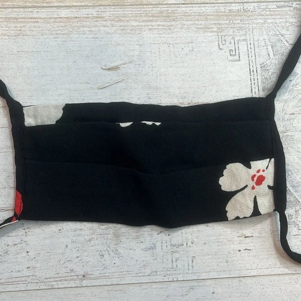 Reformation Black White Red Floral Face Mask